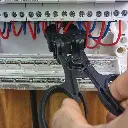 Fludia opened clamping pliers with wattag.webp